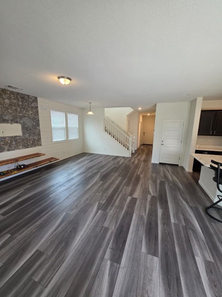 5389 York Harbor Way #NA - Photo 2 of 20