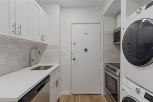 98 Saint Botolph St #4 - Photo 1 of 1