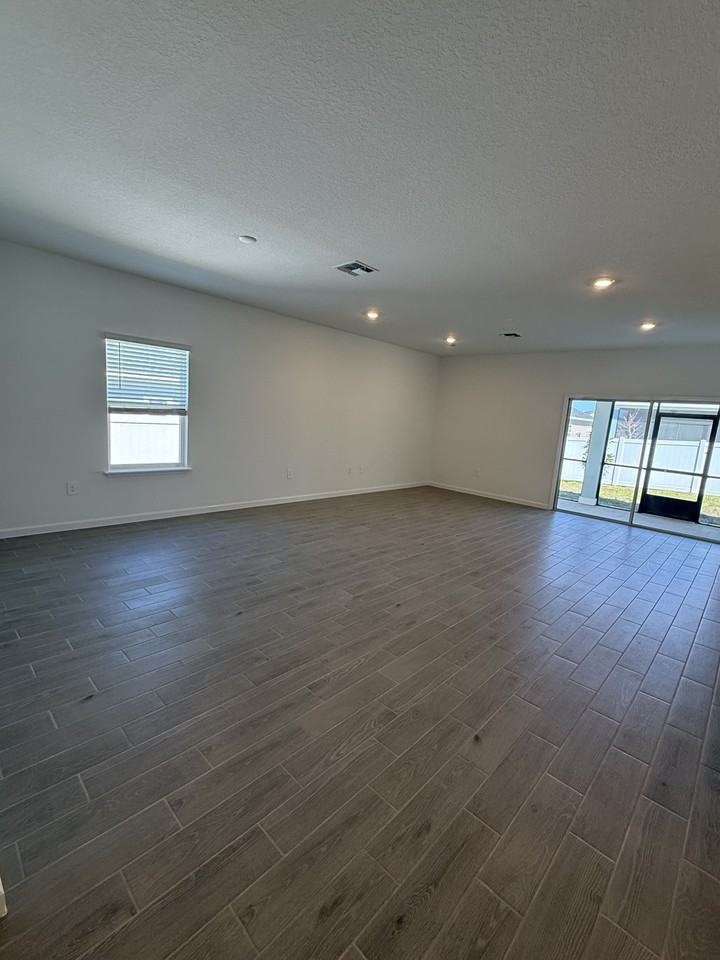 12527 Nw 138th Dr #NA - Photo 3 of 21
