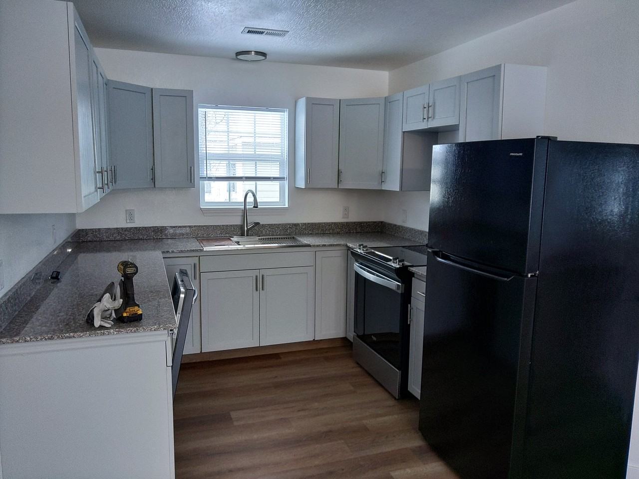 505 Apple St #NA - Photo 3 of 6