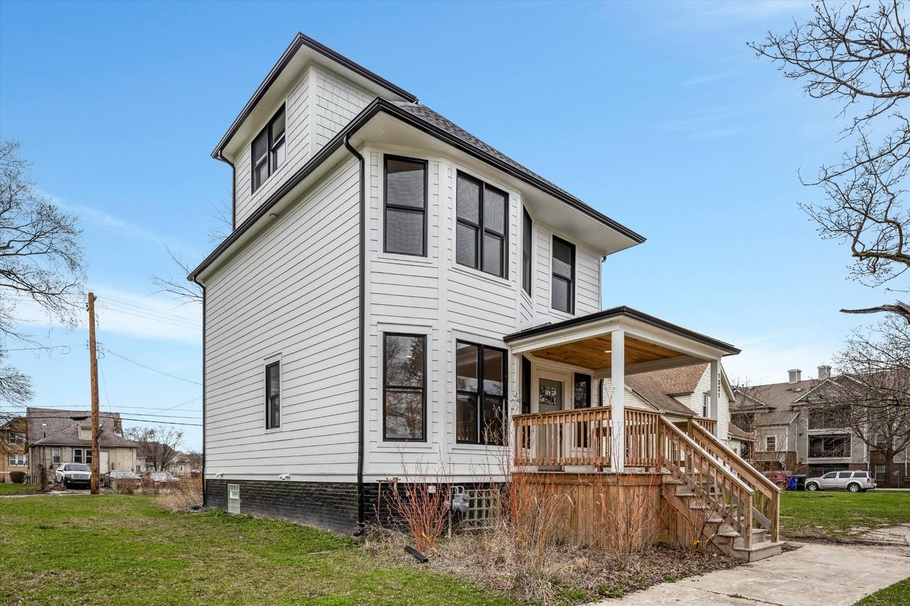 1321 Belvidere St #NA - Photo 2 of 17