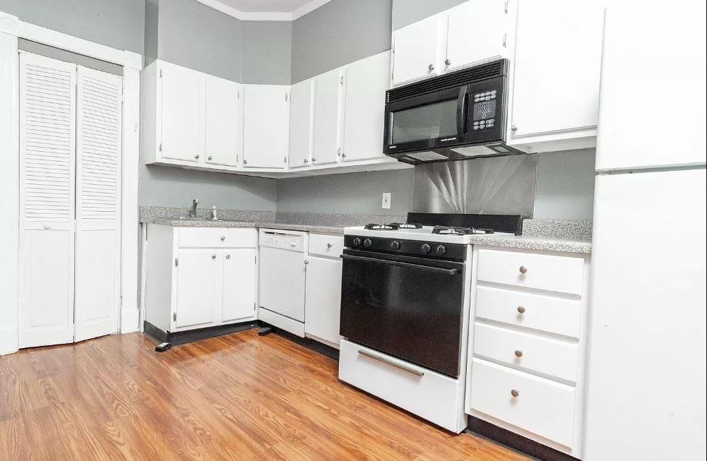 4 Irving St #2ndFL - Photo 4 of 13