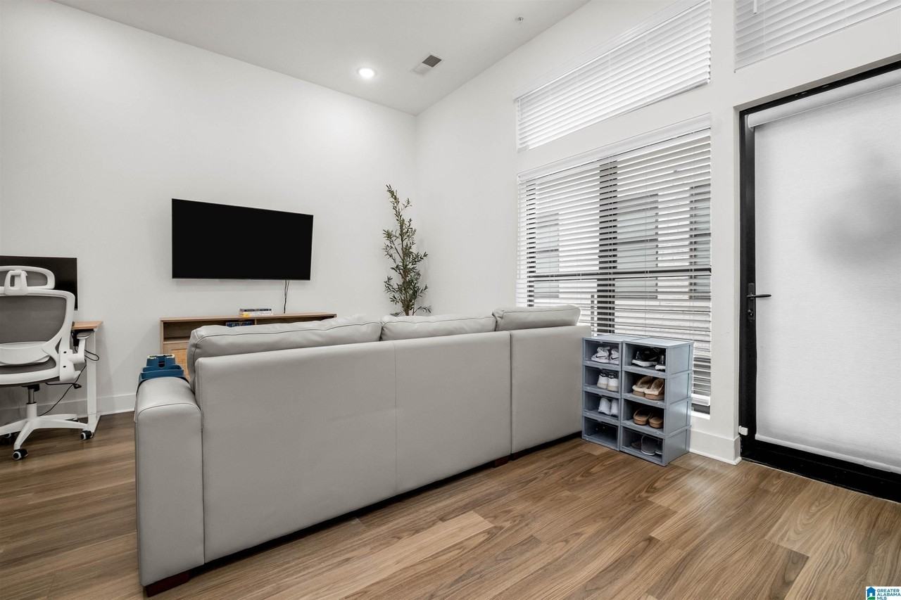 1329 4th Ave S #314 - Photo 6 of 21