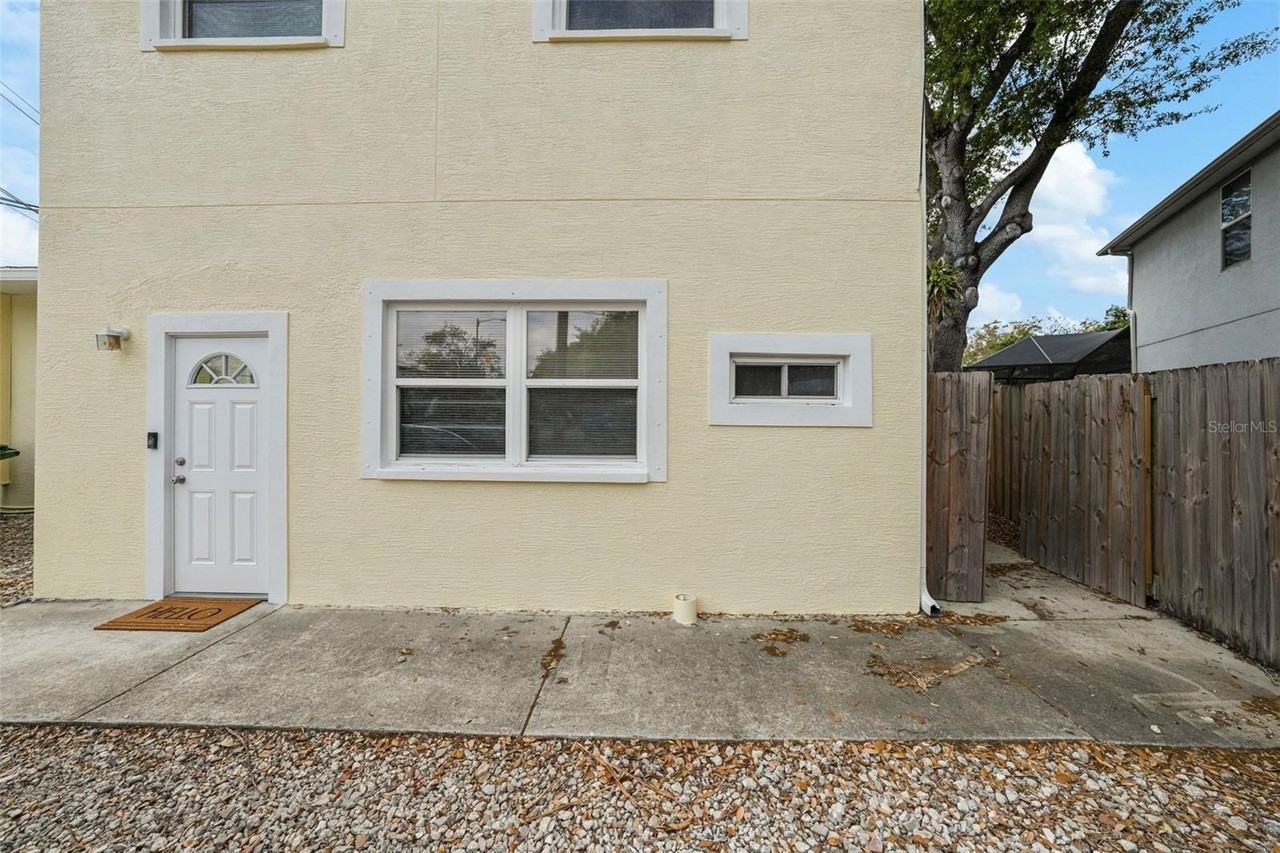 5701 Interbay Blvd - Photo 3 of 26