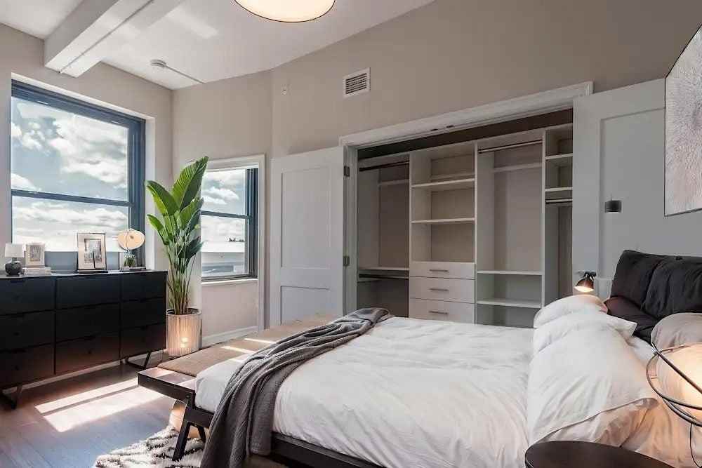 Abraxas at 90 State - Photo 6 of 30