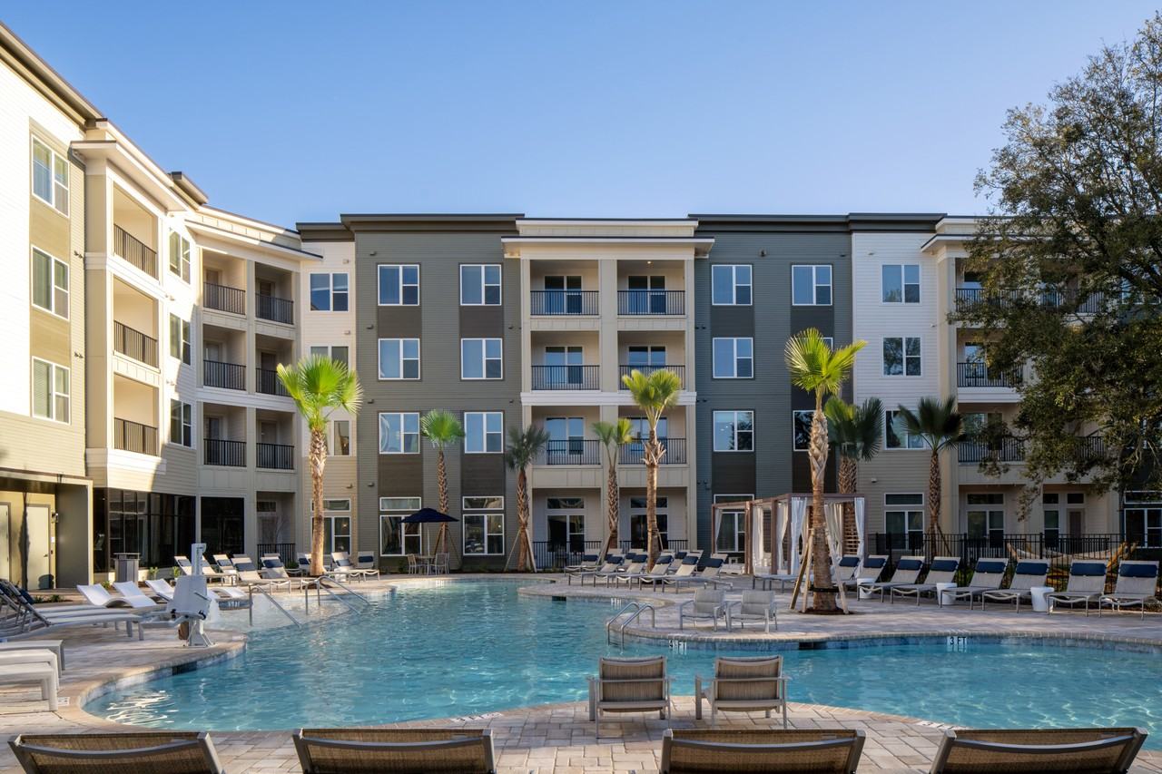 Aventon Victory - Photo 2 of 27