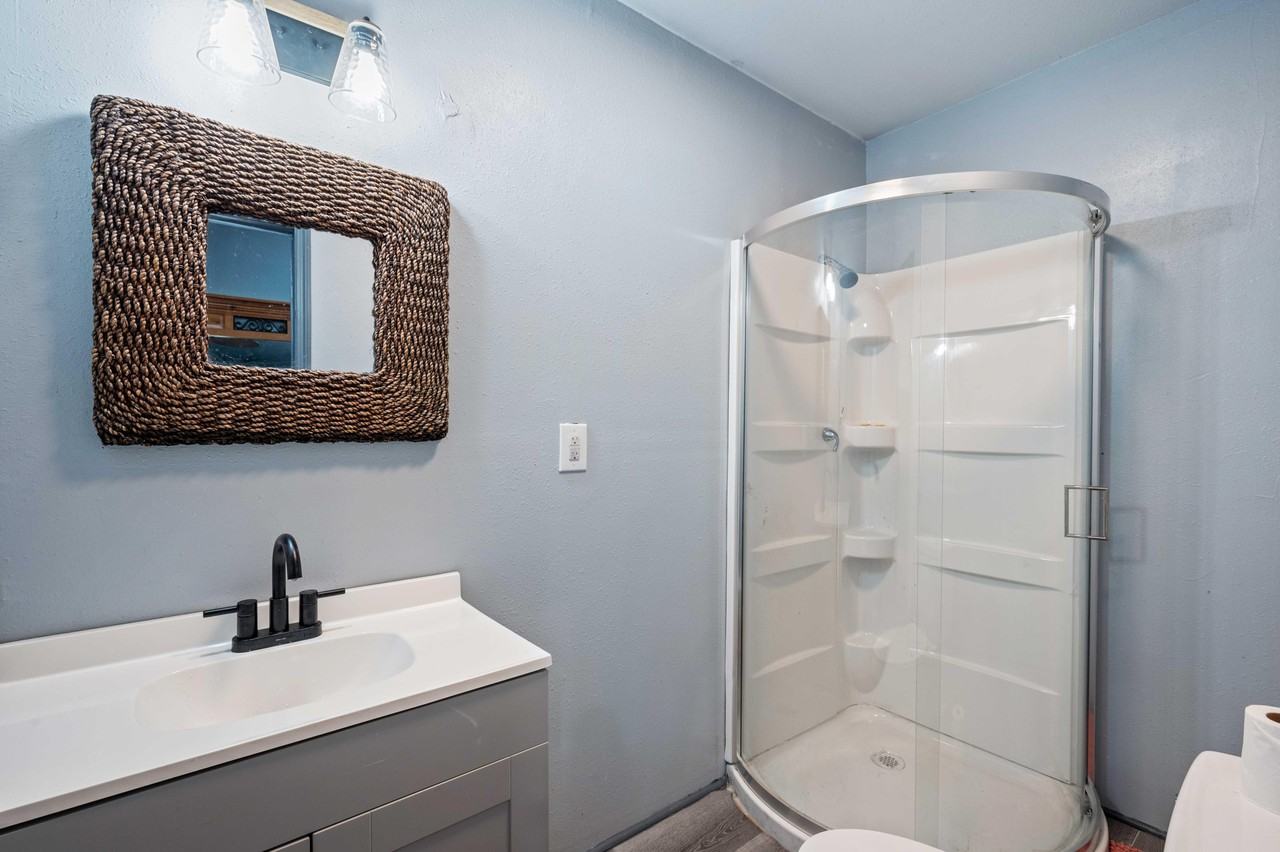 N Wheeler St - Photo 2 of 23