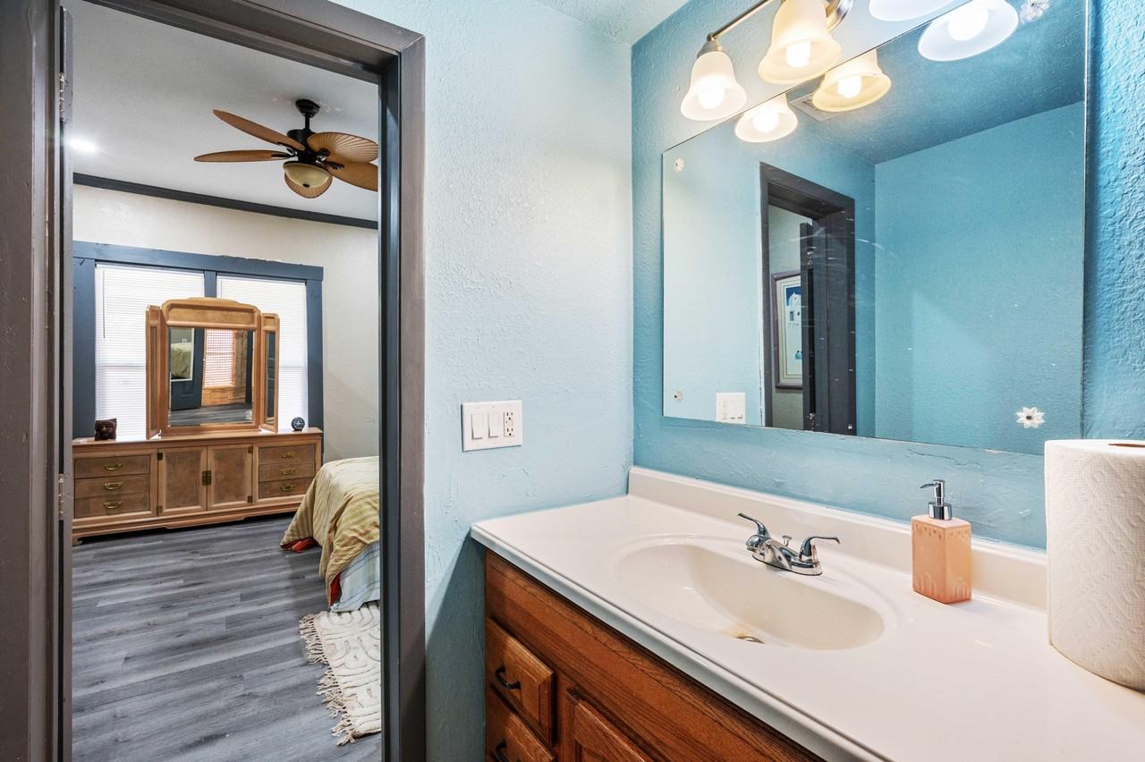 N Wheeler St - Photo 7 of 20