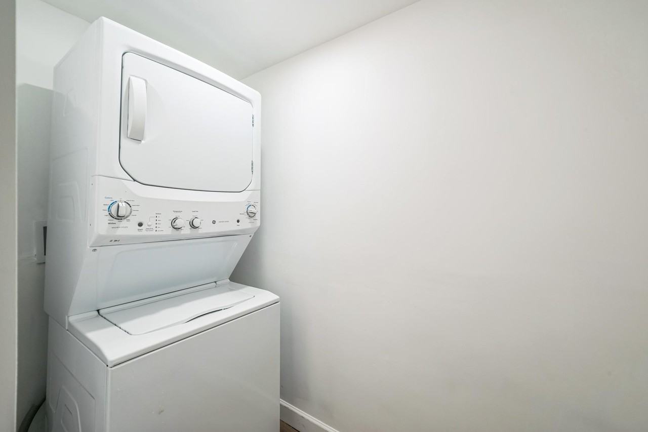 Adelle St Se - Photo 5 of 18