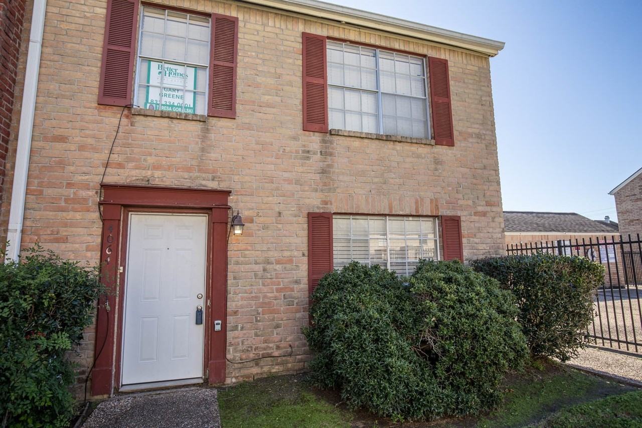 4064 Belle Park Dr - Photo 4 of 42