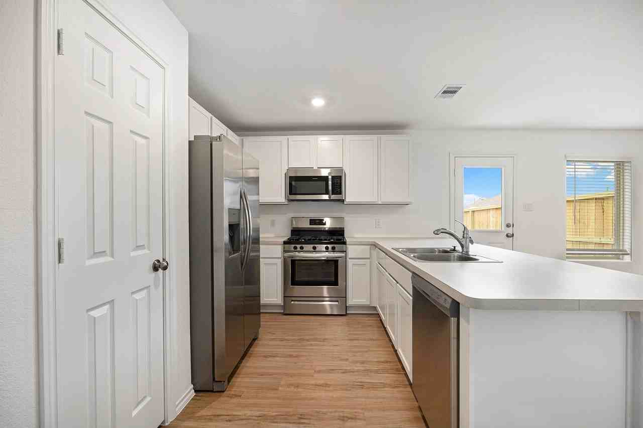 26902 Vista Field Dr - Photo 3 of 15