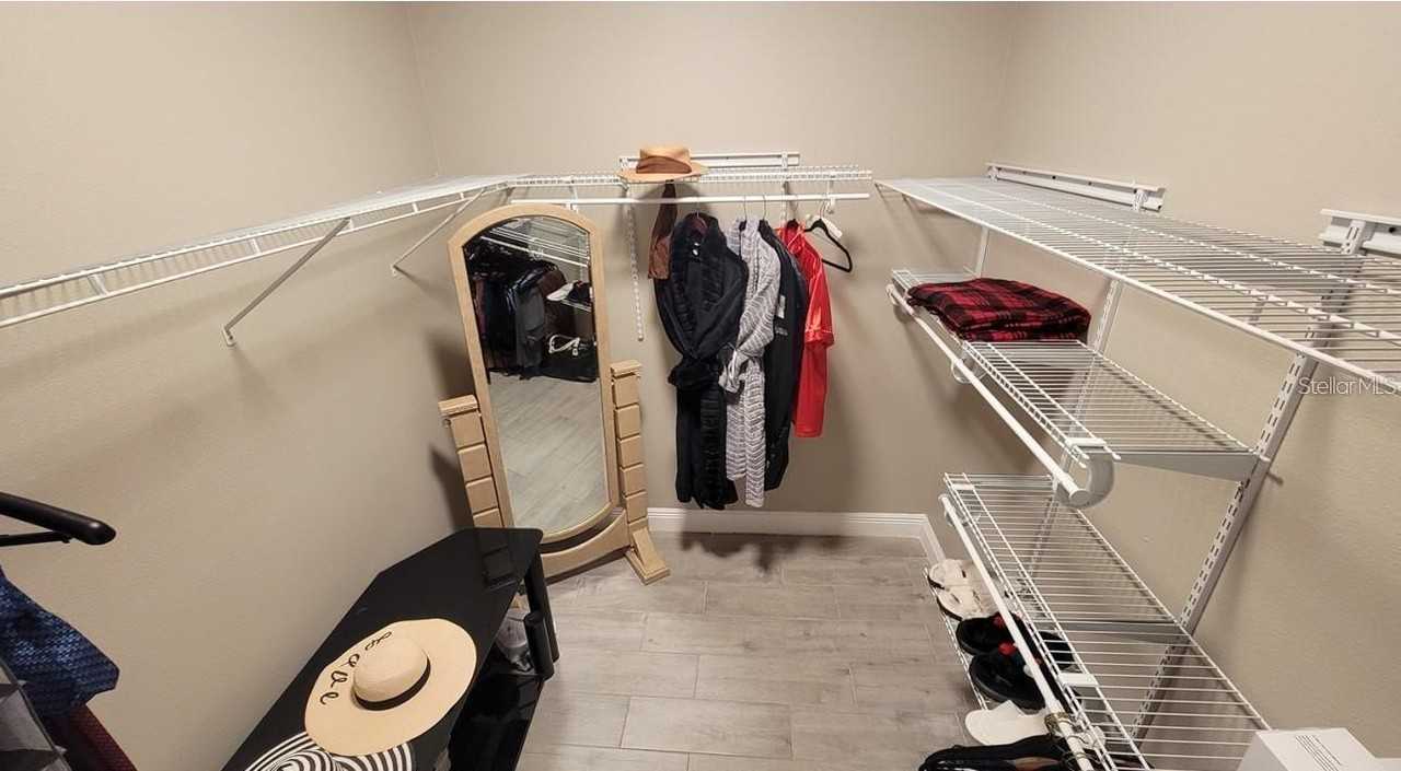 2436 Avenue D Sw - Photo 7 of 17