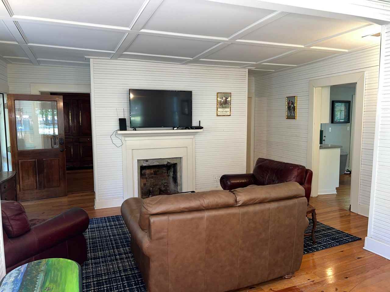 524 Colleton Ave Se - Photo 6 of 19