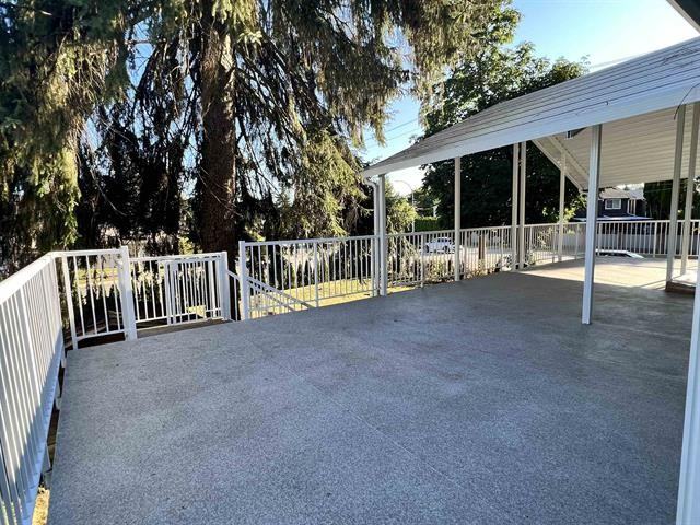 9716 156 Street - Photo 2 of 12