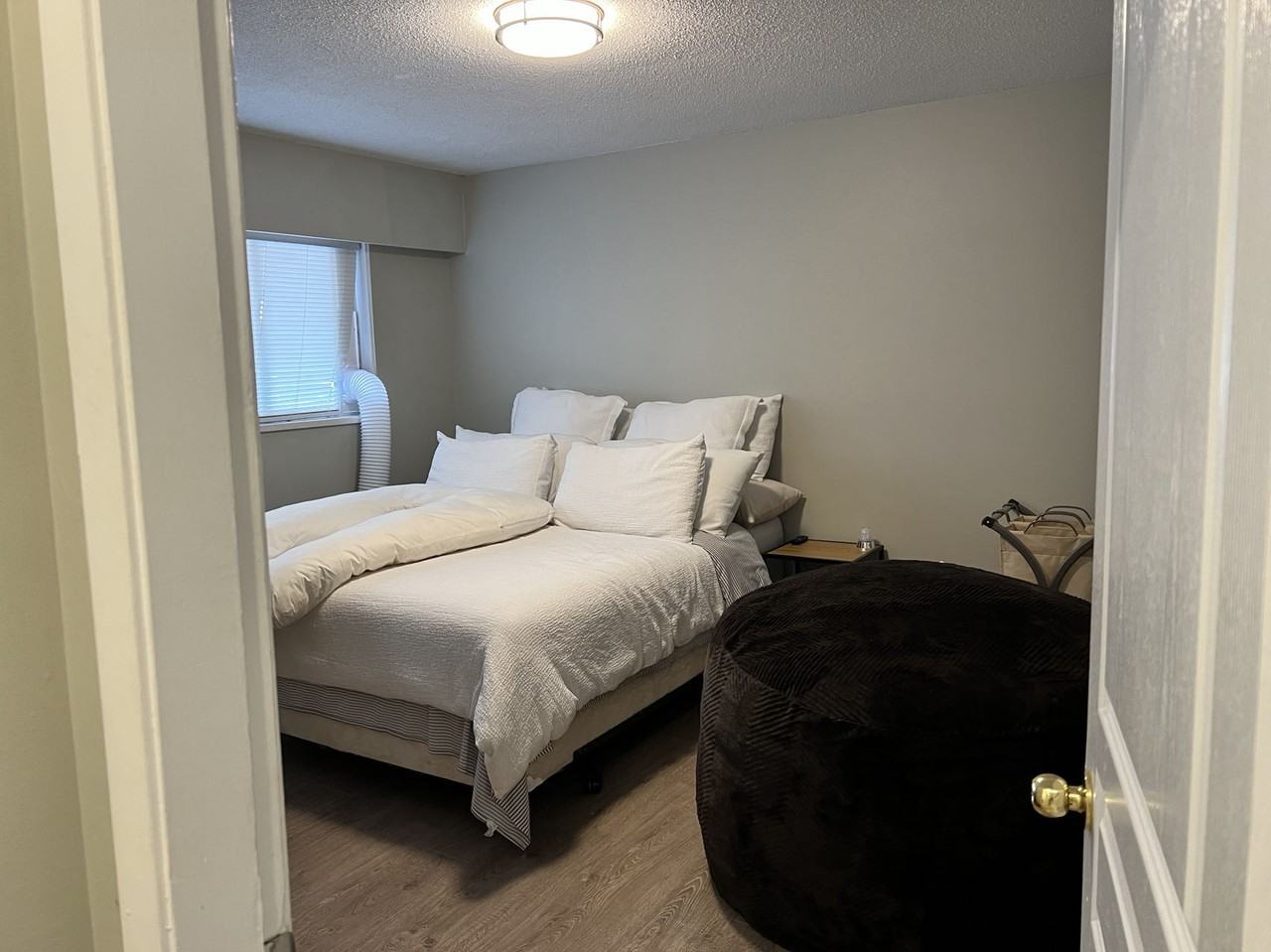 9716 156 Street - Photo 6 of 12