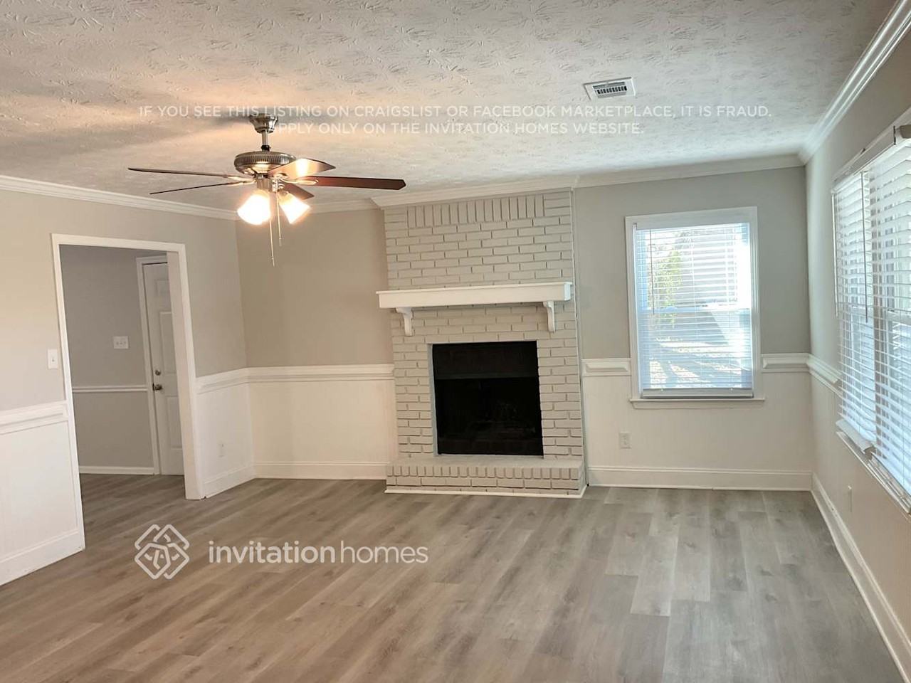 367 Summerville Dr - Photo 3 of 12