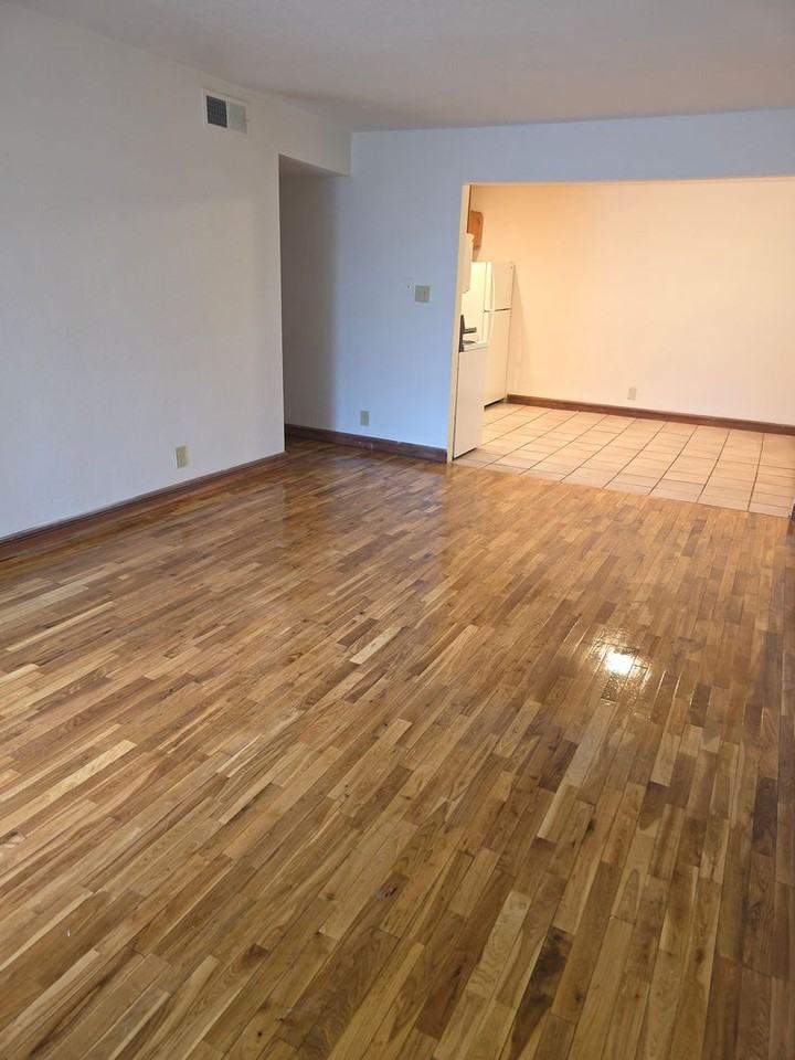 Pine Meadows - Photo 5 of 31