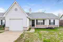 7038 Hampton Dr - Photo 1 of 1