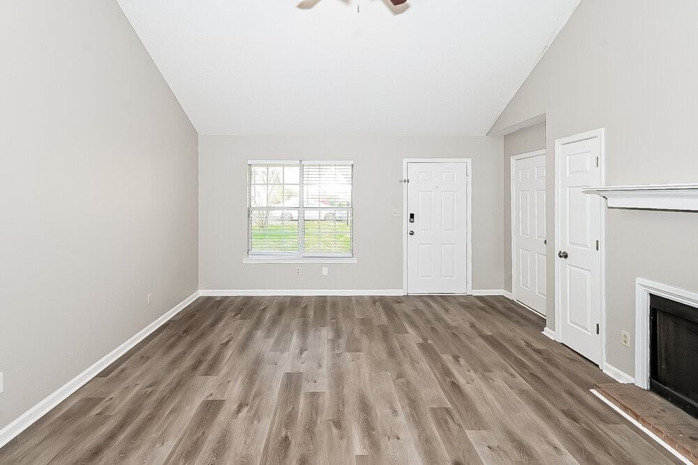 7038 Hampton Dr - Photo 5 of 16