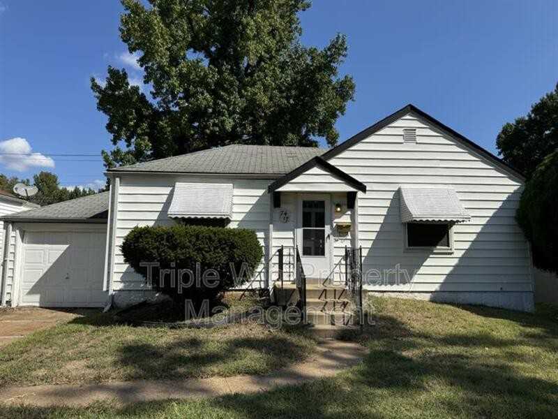 7417 Pleaseway Dr - Photo 2 of 23