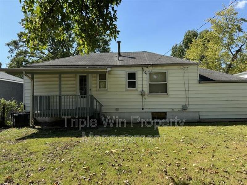 7417 Pleaseway Dr - Photo 6 of 23