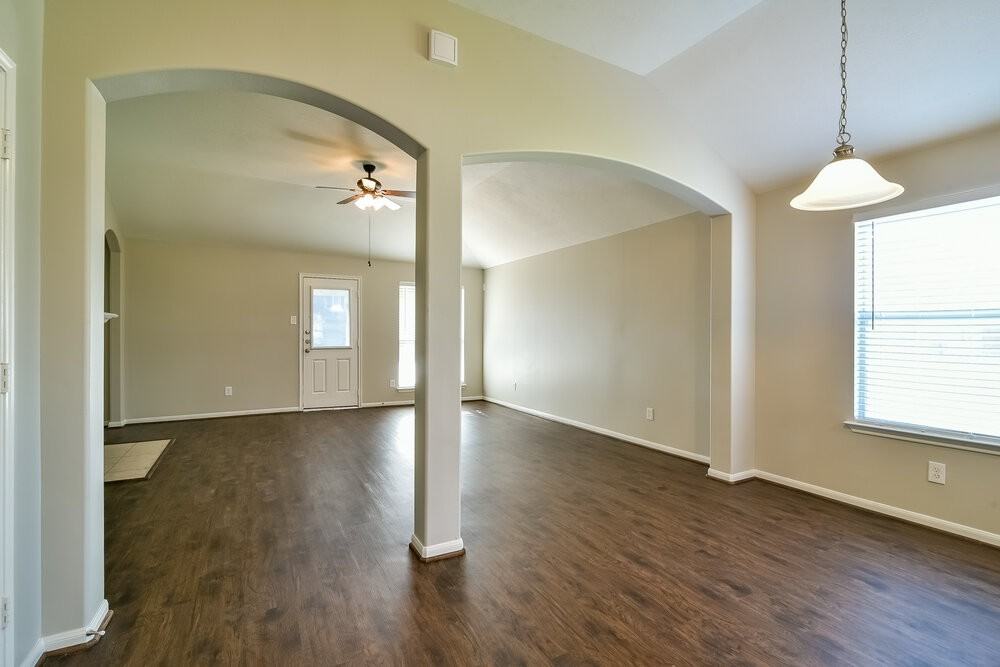 12002 Green Butte Ct - Photo 2 of 15