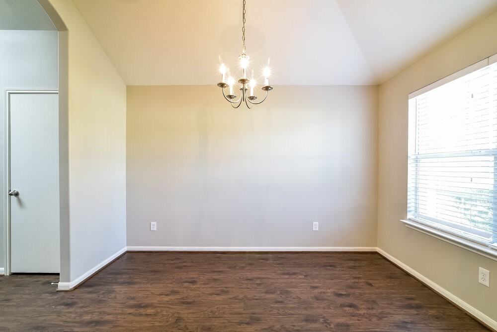 12002 Green Butte Ct - Photo 5 of 15