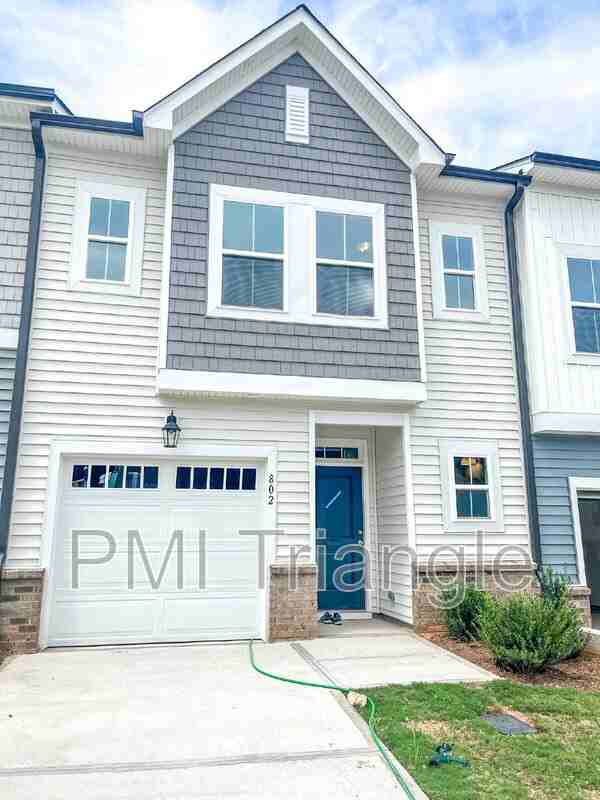 802 Oak Center Dr - Photo 2 of 26