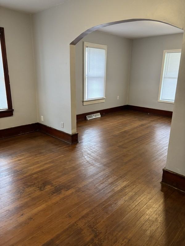 1136 N 13th St - Photo 2 of 9