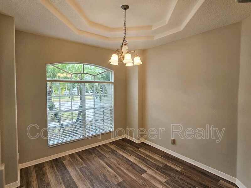 21144 Tyrell Way - Photo 6 of 33