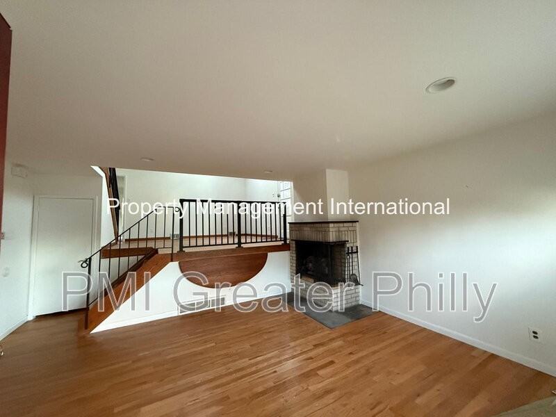 864 Beechwood Rd - Photo 2 of 39