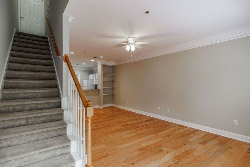 101 Wood Lake Dr #309 - Photo 3 of 23