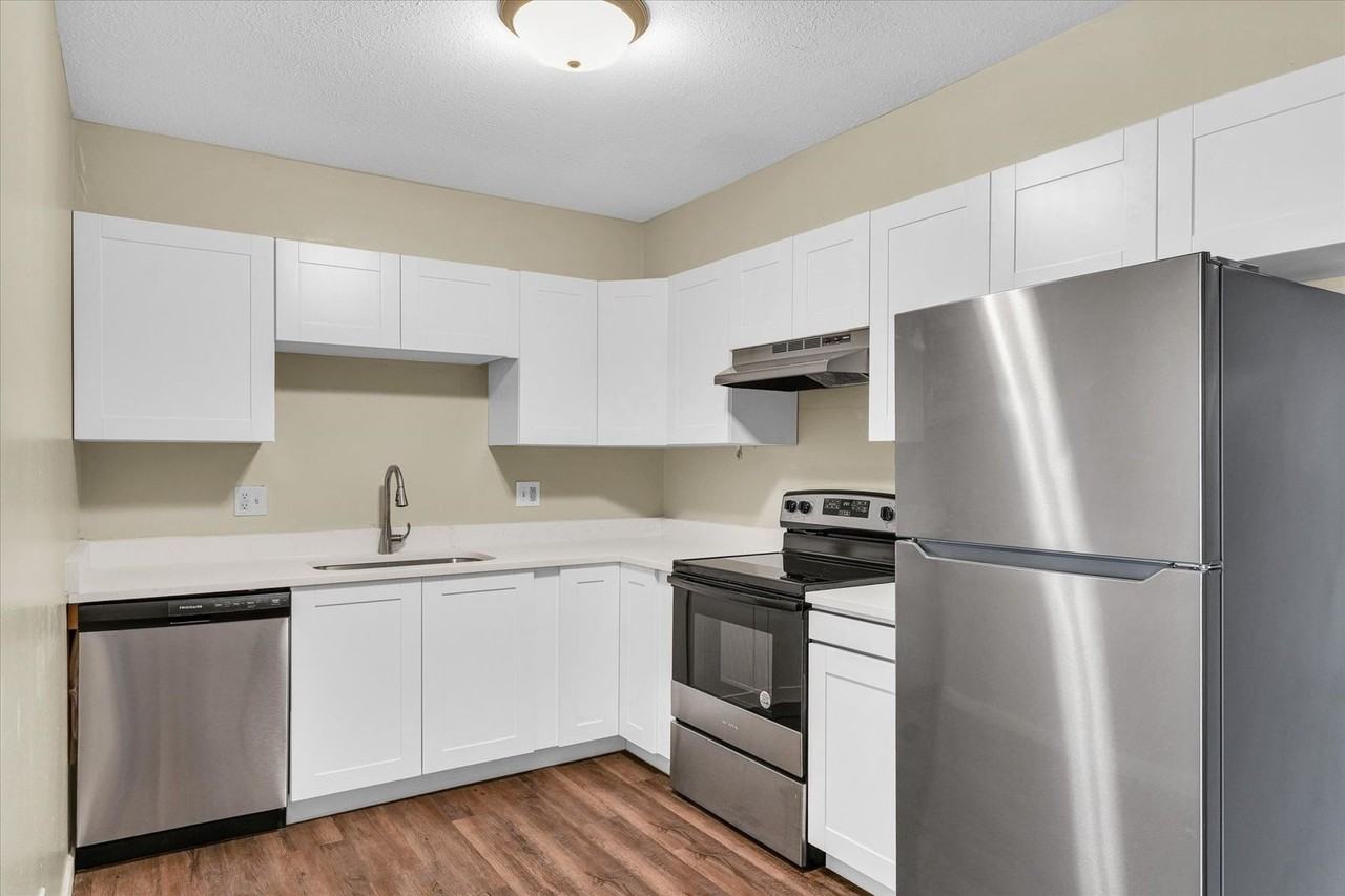 2208 Todd Dr - Photo 7 of 30