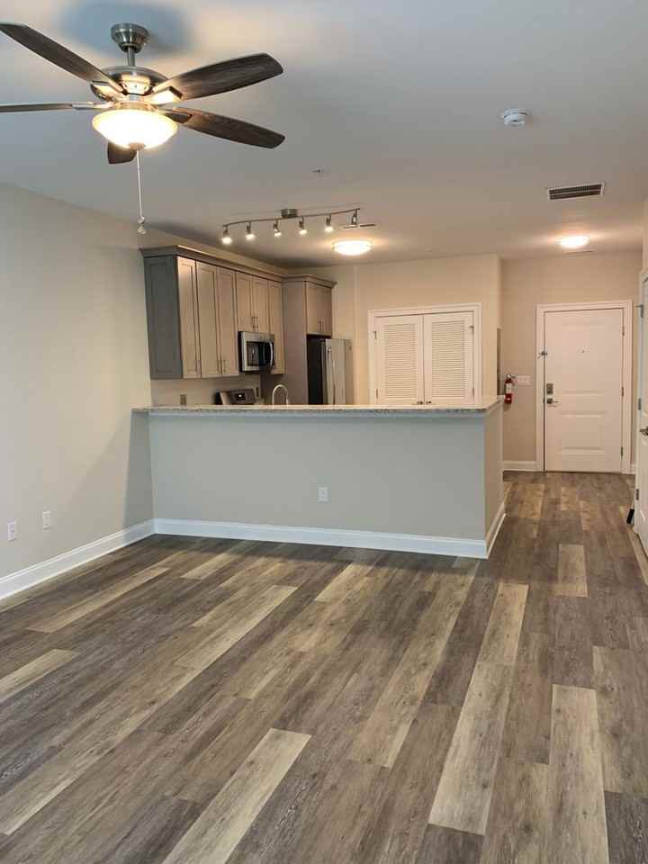 One Dutchess Luxury Waterfront 1, 2, & 3 Bedroom Apartments homes - Photo 6 of 22