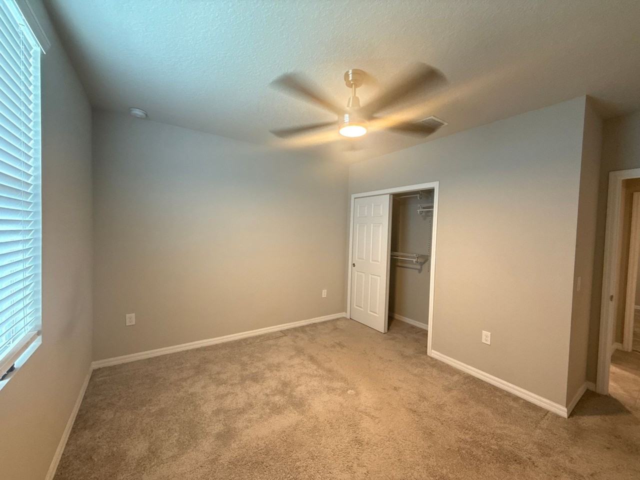 372 Guadlupe St - Photo 6 of 21
