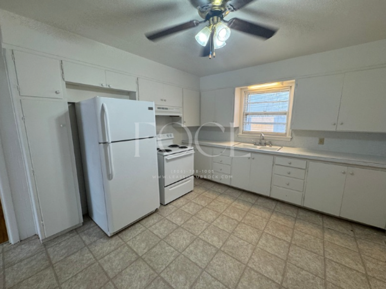 3605 38th St - Photo 5 of 11