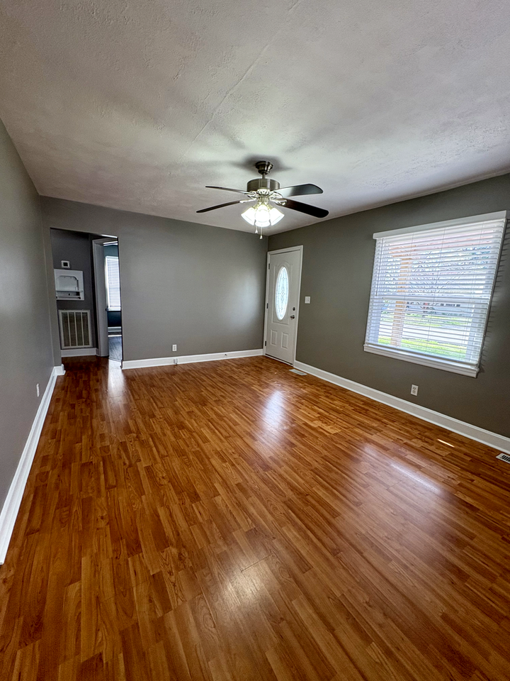 316 Fairview Dr - Photo 6 of 23