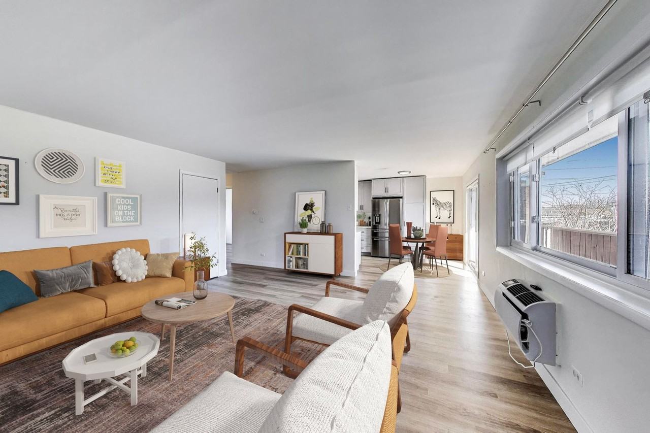 600 600 S York 3D - Photo 2 of 20