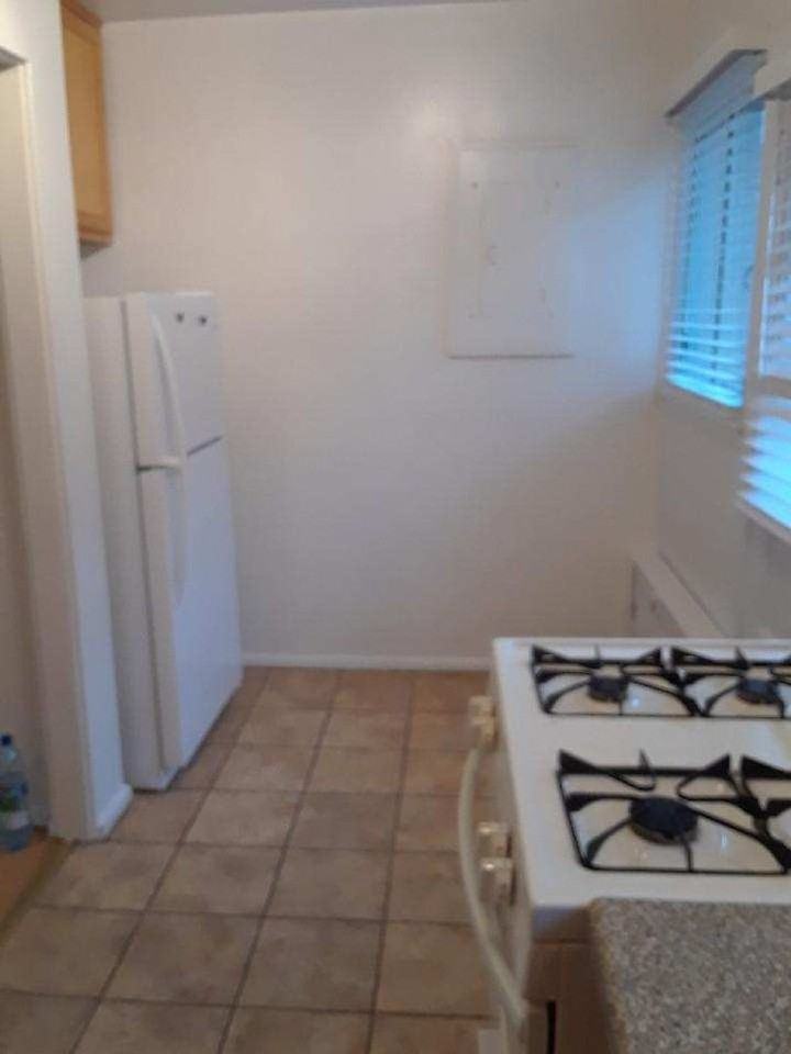 1933-43 Hickory Road - Photo 3 of 8