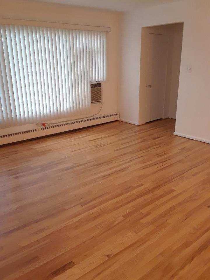 1933-43 Hickory Road - Photo 5 of 8