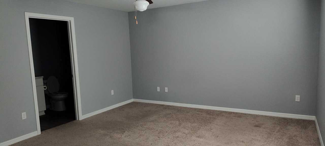 13705 Se 54th Ct - Photo 4 of 9