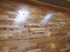 featured image of 839 Meigs St