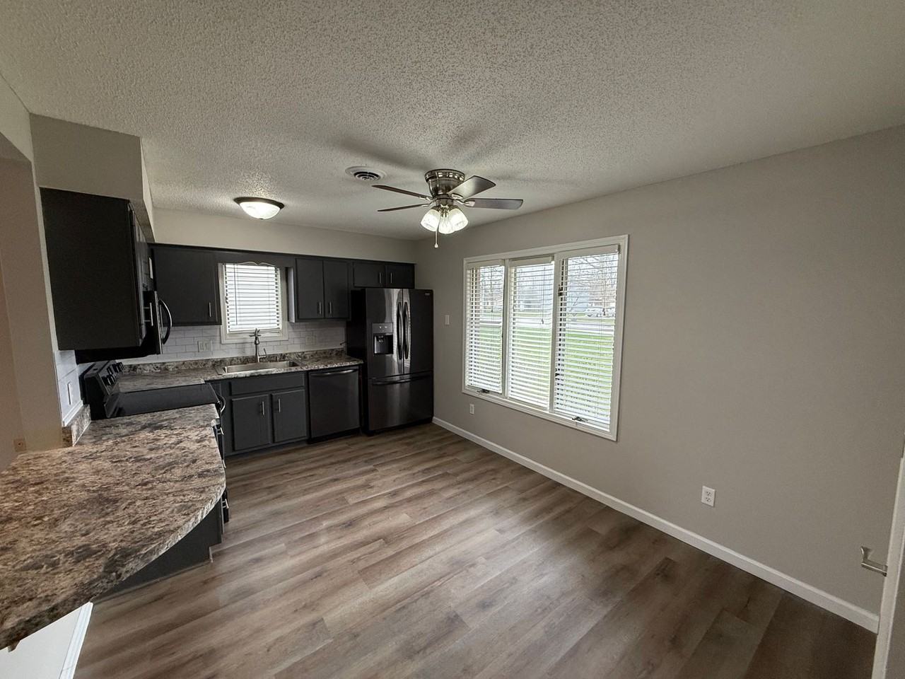 6328 Neighbor Dr - Photo 3 of 23