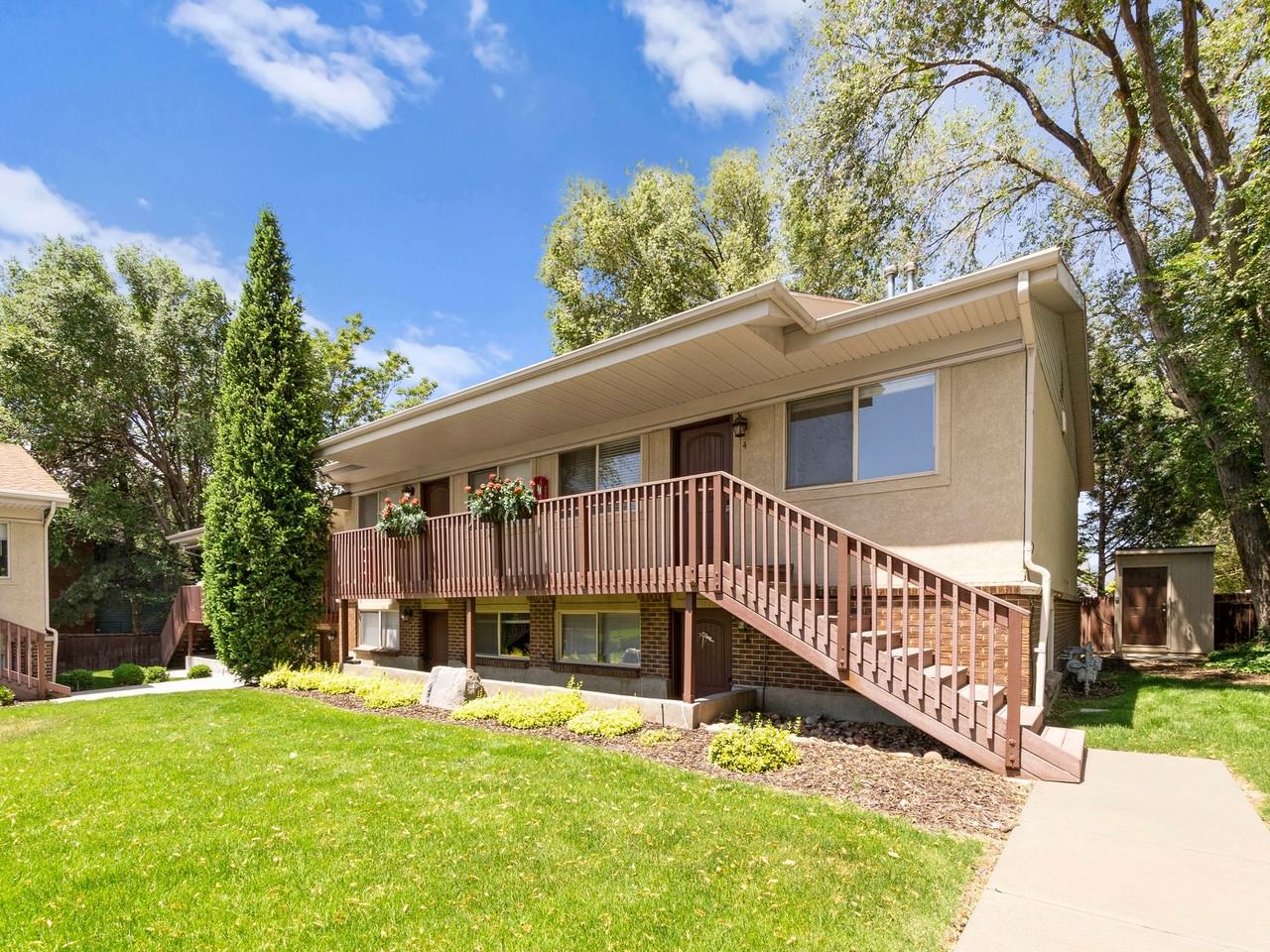 Cozy Millcreek Location! - Photo 5 of 9