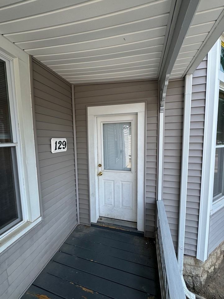 Painted Lady Corner - Photo 2 of 16