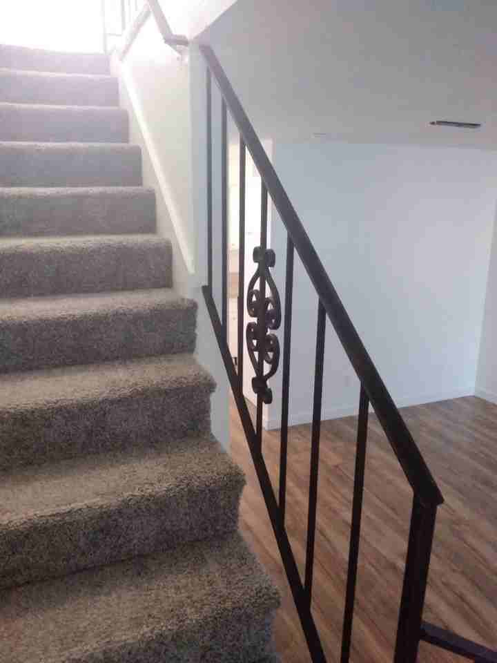 Hollywood Garden Apartments - Photo 3 of 12