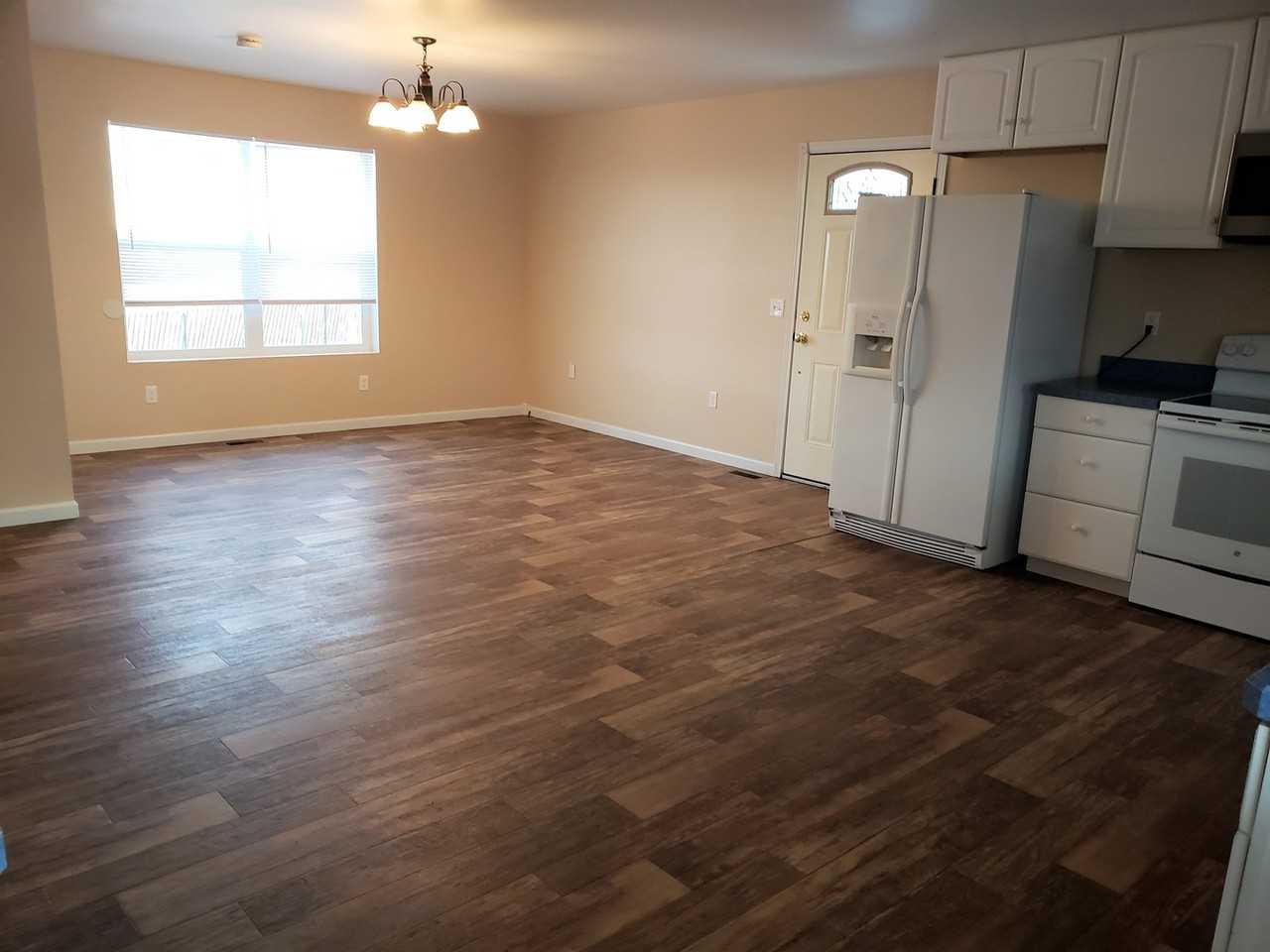 4574 Hill Rd - Photo 4 of 9