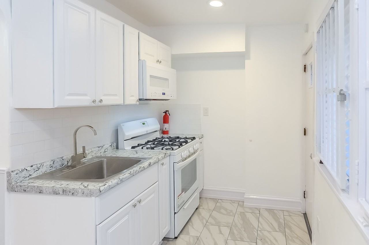 2021 Dennie St - Photo 6 of 10