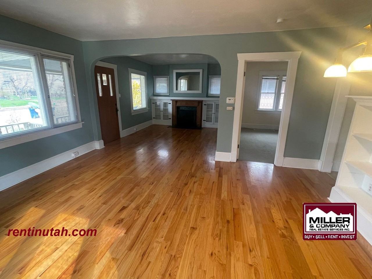 1560 E Garfield Ave - Photo 2 of 11