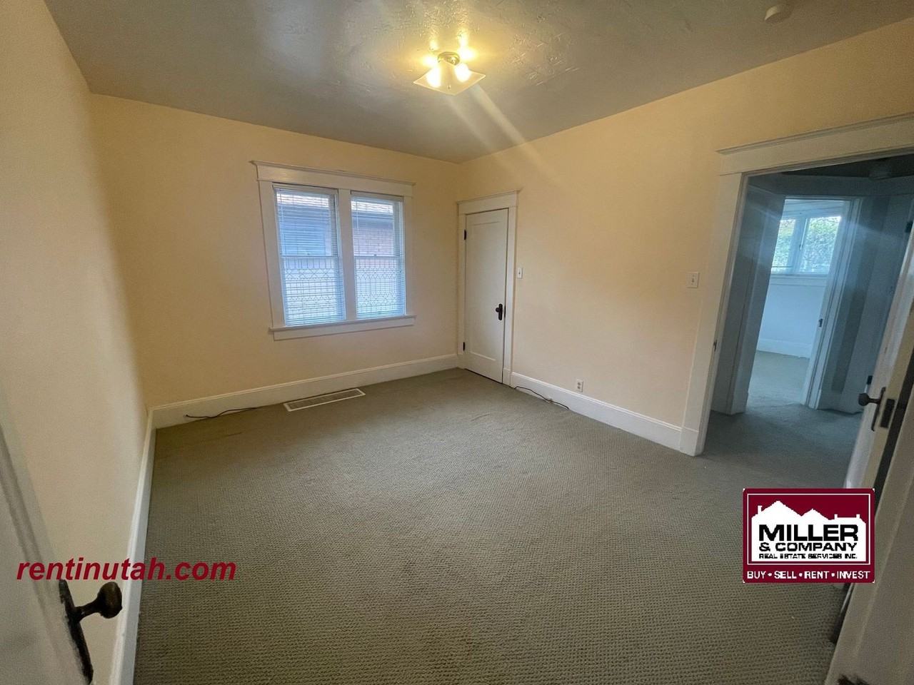 1560 E Garfield Ave - Photo 6 of 11